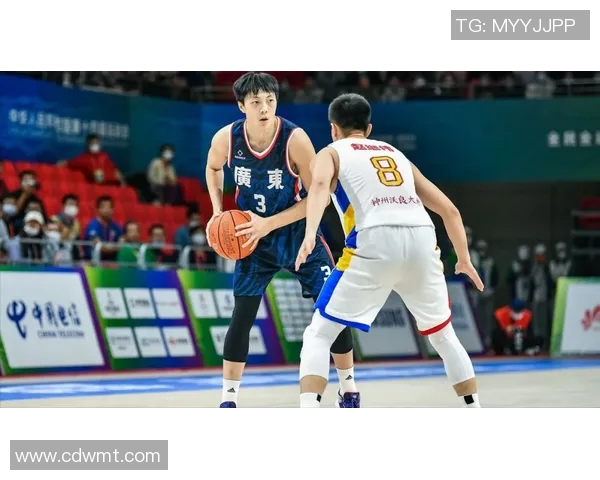 姚明从篮球新星到国际巨星的辉煌历程与球员生涯的深刻影响 姚明从篮球新星到国际巨星的辉煌历程与球员生涯的深刻影响