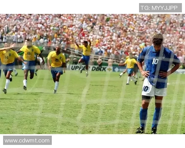 足球巨星感人告别球场视频回顾精彩瞬间与辉煌历程