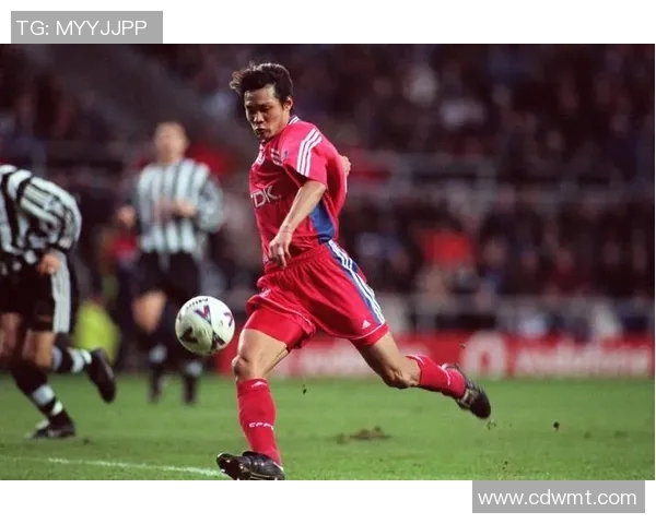 足球明星辉煌成就与荣誉的全景展示与解读 足球明星辉煌成就与荣誉的全景展示与解读